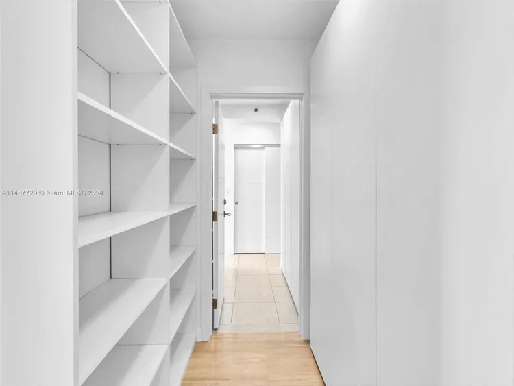 Tower 41 #621,620 image #30