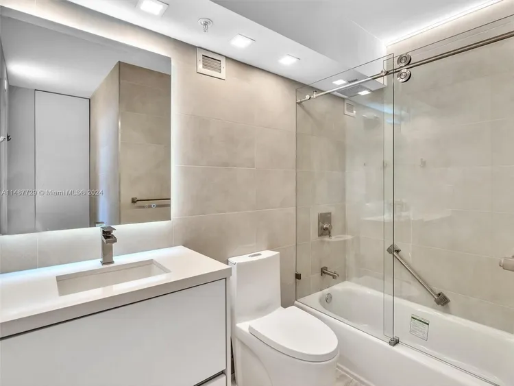 Tower 41 #621,620 image #32