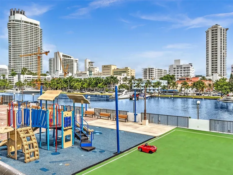 Tower 41 #621,620 image #61