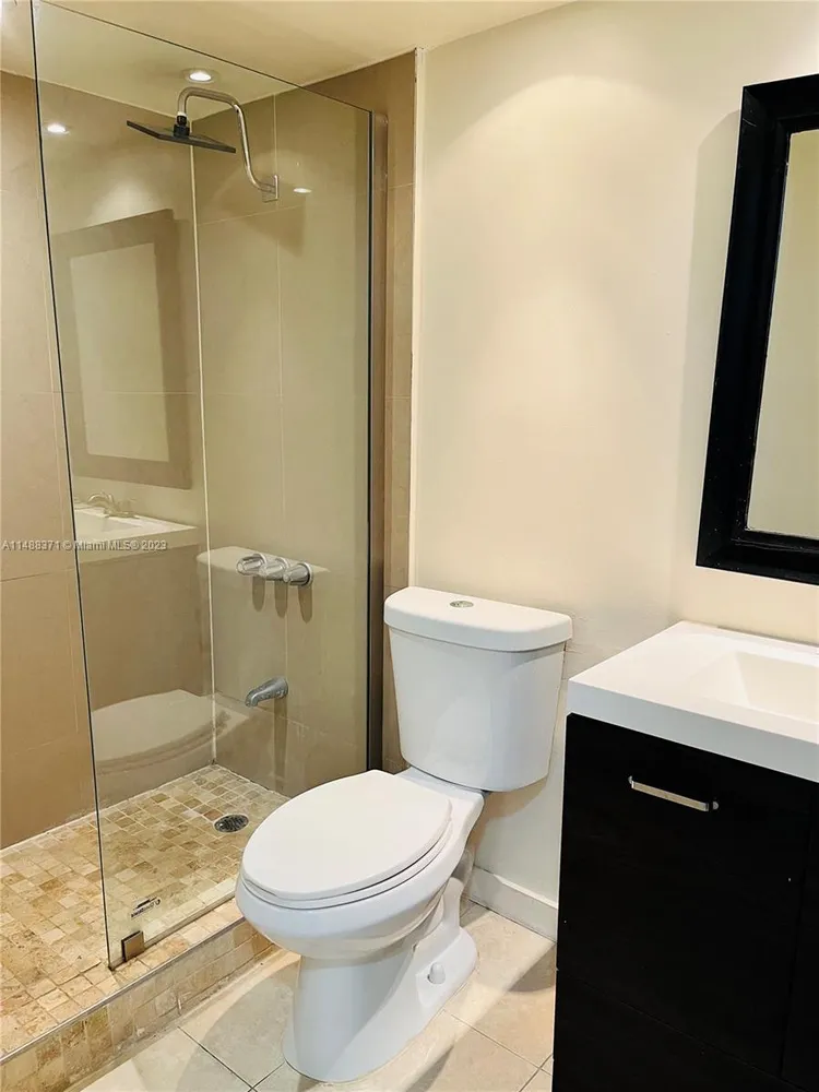 Bayview Terrace #712 image #6