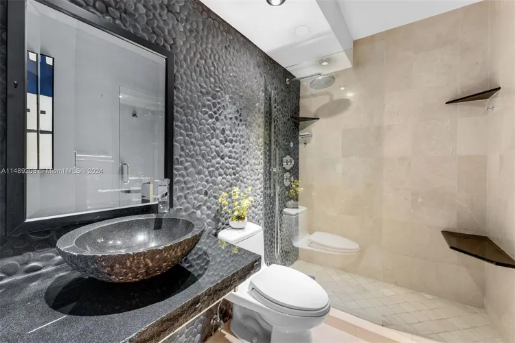 South Bay Club #746 image #9