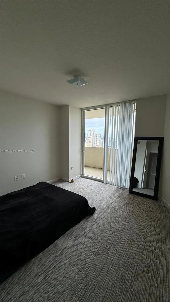 Turnberry on the Green #2106 image #14