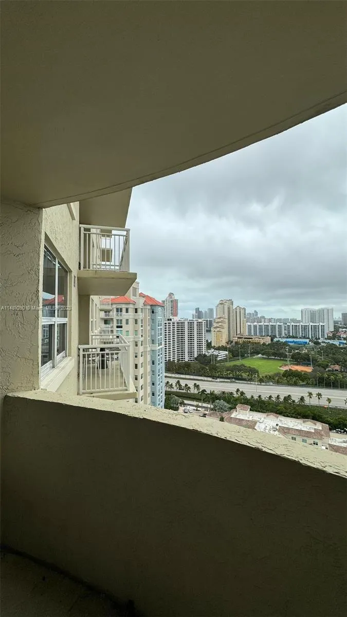 Turnberry on the Green #2106 image #21