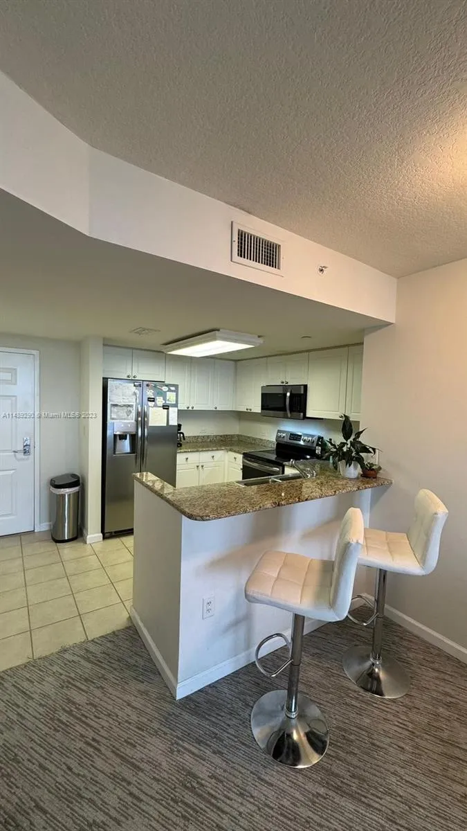 Turnberry on the Green #2106 image #6