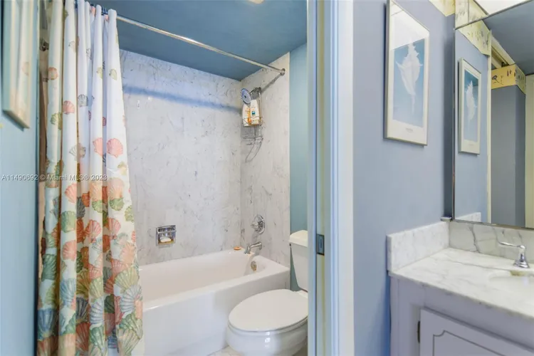 Towers of Key Biscayne #A1104 image #24