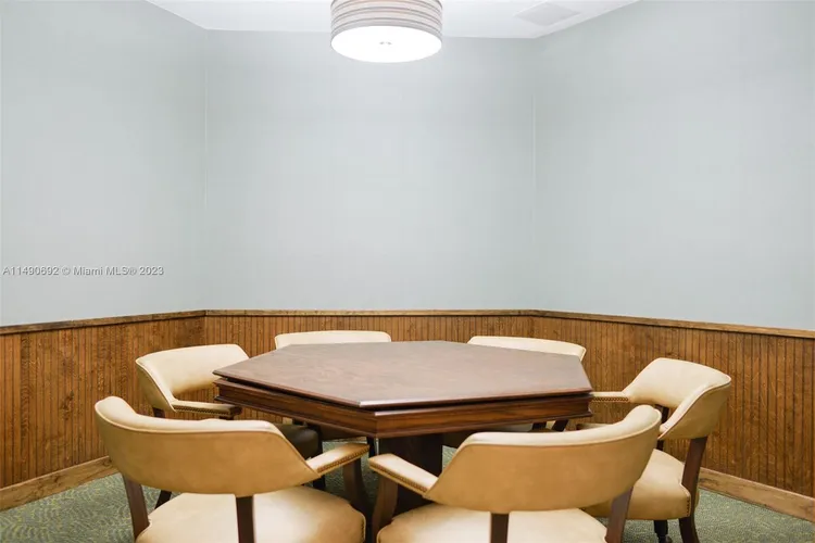 Towers of Key Biscayne #A1104 image #28