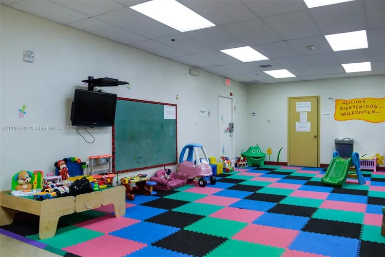 Towers of Key Biscayne #A1104 image #29