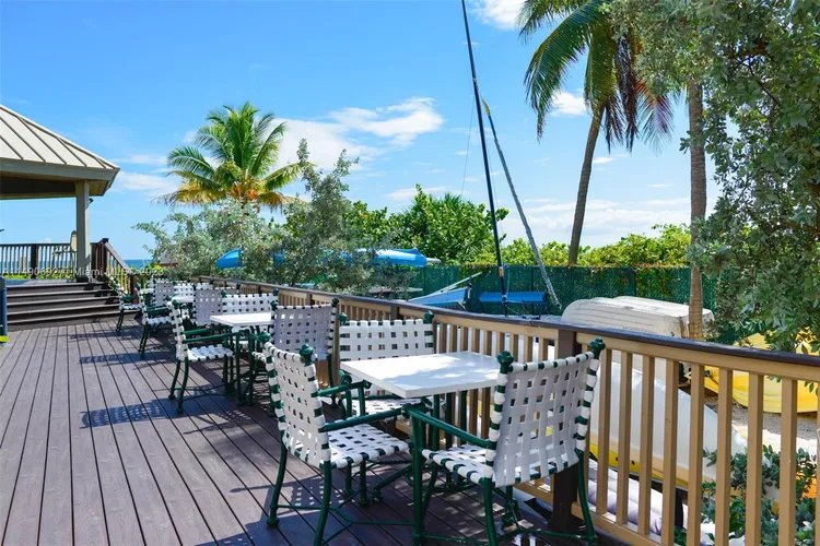 Towers of Key Biscayne #A1104 image #35