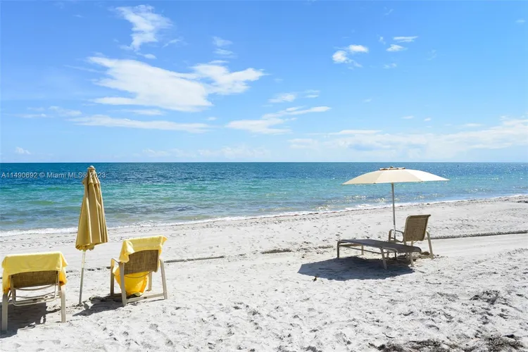 Towers of Key Biscayne #A1104 image #36