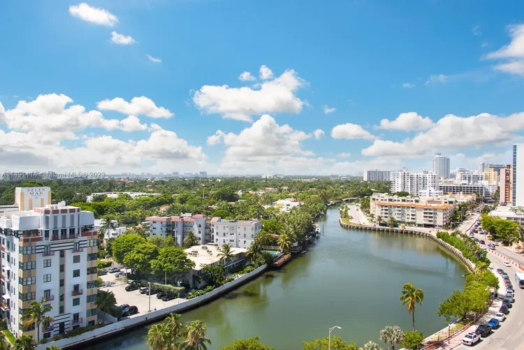 1 Hotel & Homes #1222 image #17