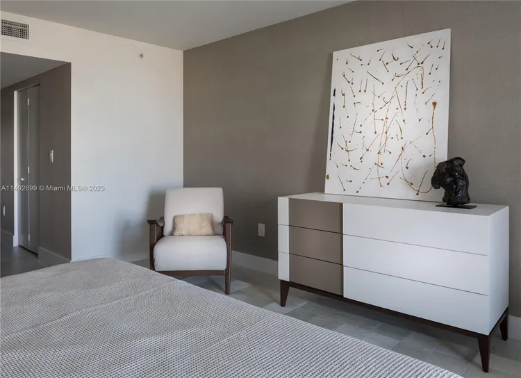 The Ivory #901 image #18