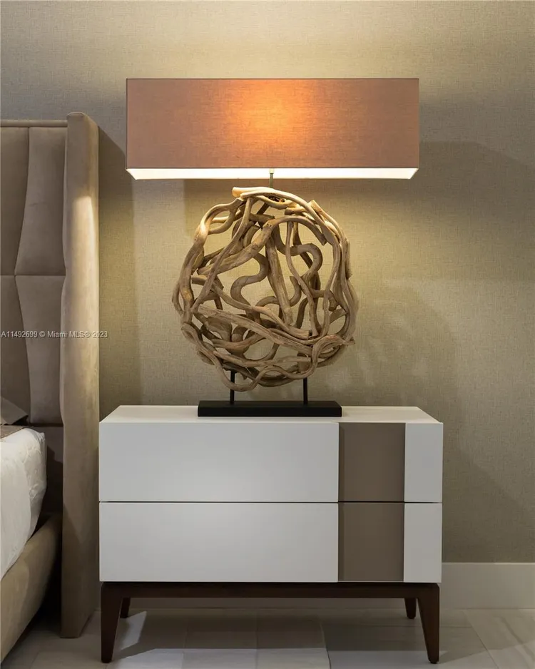 The Ivory #901 image #38