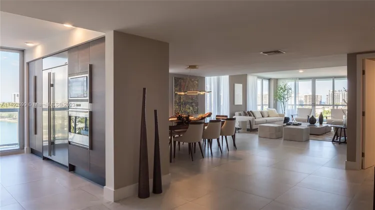 The Ivory #901 image #9