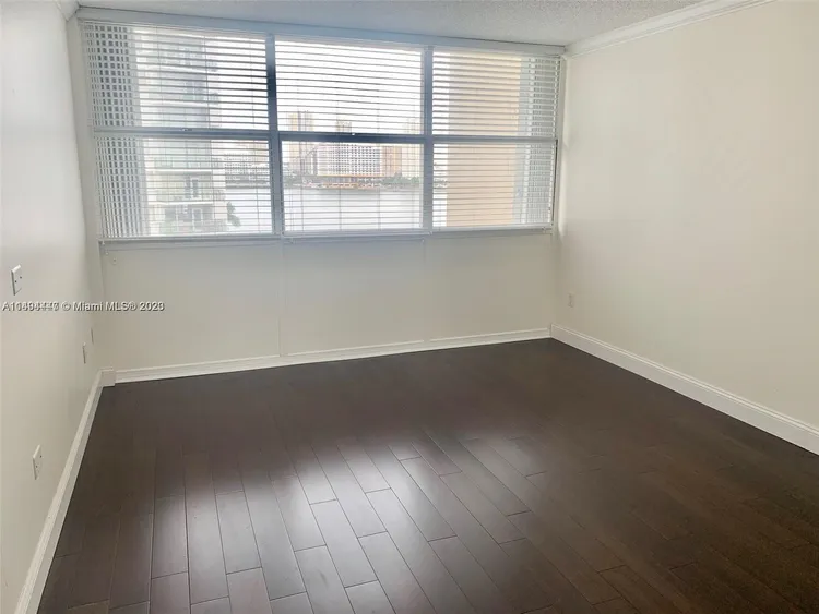 Bayshore Place #804B image #7