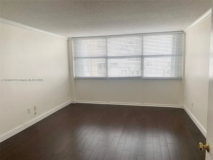 Bayshore Place #804B image #9