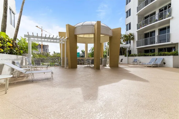 Radius #723 image #30