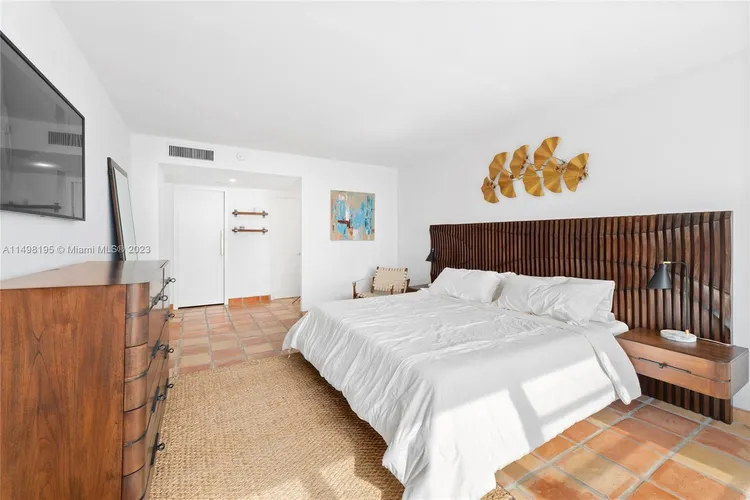 The Jockey Club I #905 image #13