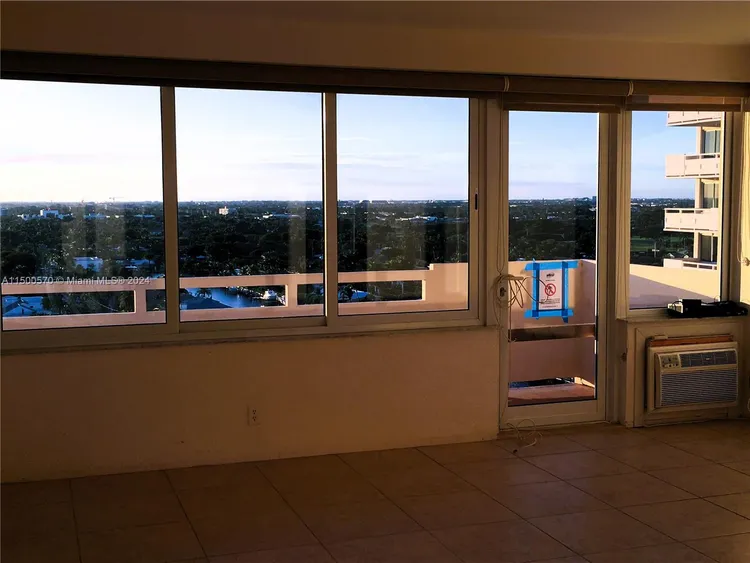 Coral Ridge Towers #1516 image #17