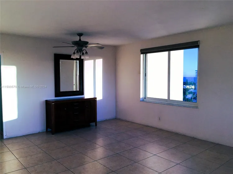 Coral Ridge Towers #1516 image #19