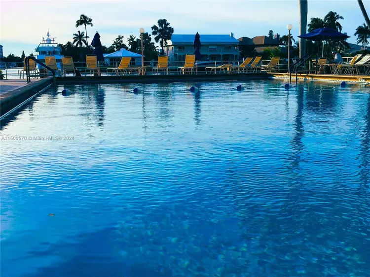 Coral Ridge Towers #1516 image #7