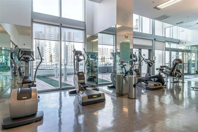 Mint #2401 image #20