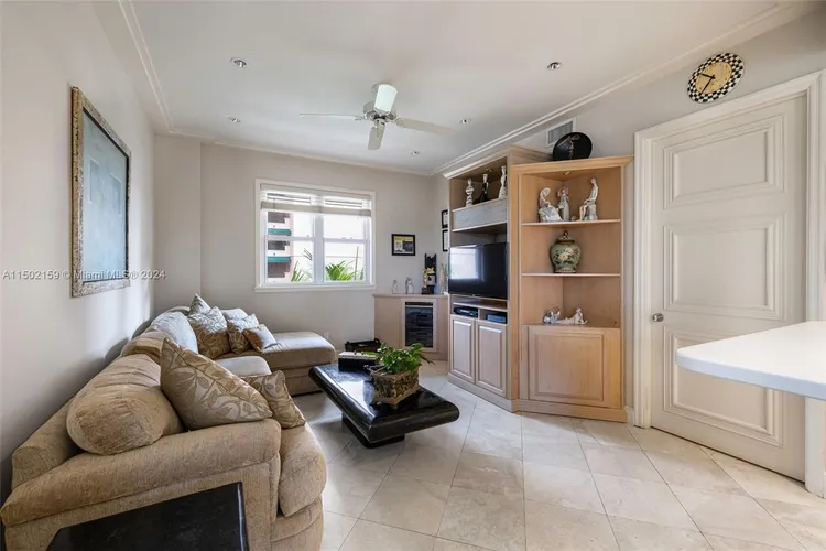 Padua Condo Deering Bay #237 image #16