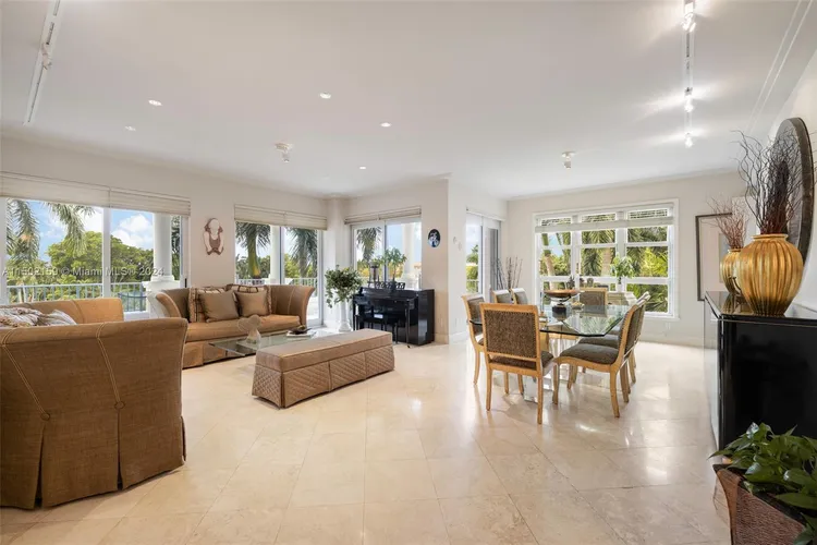 Padua Condo Deering Bay #237 image #7