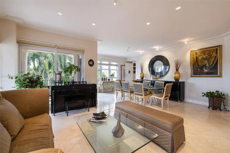 Padua Condo Deering Bay #237 image #9