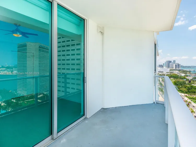 Met1 #T-2114 image #21