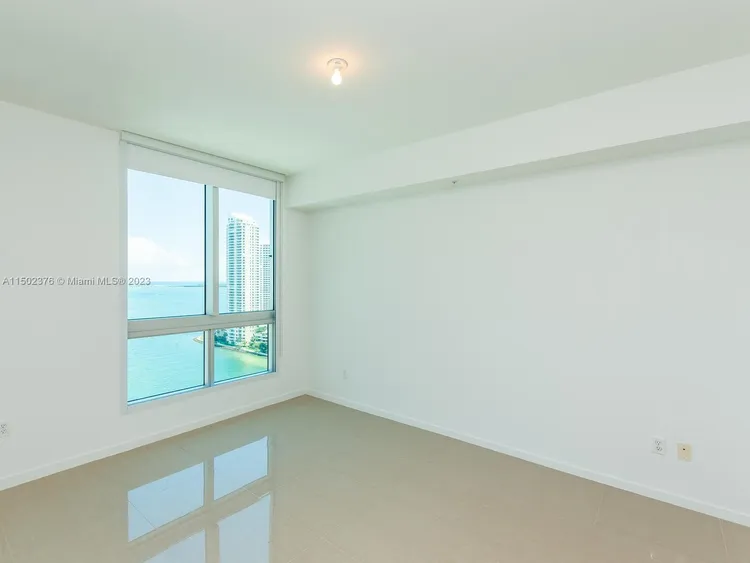 Met1 #T-2114 image #31