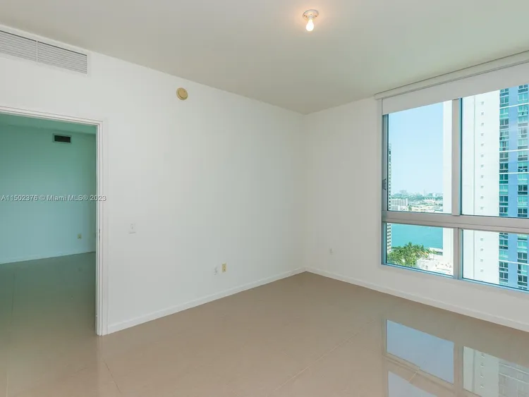 Met1 #T-2114 image #32