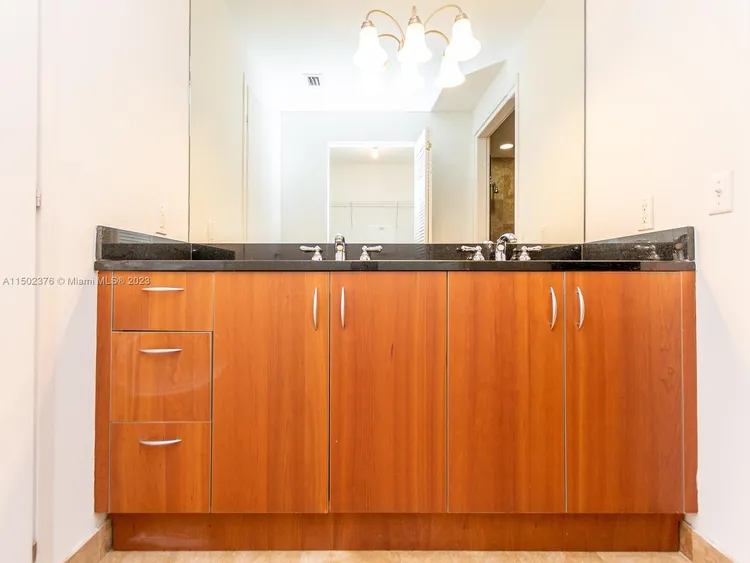 Met1 #T-2114 image #39