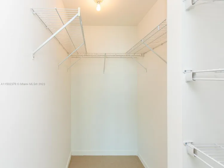 Met1 #T-2114 image #45