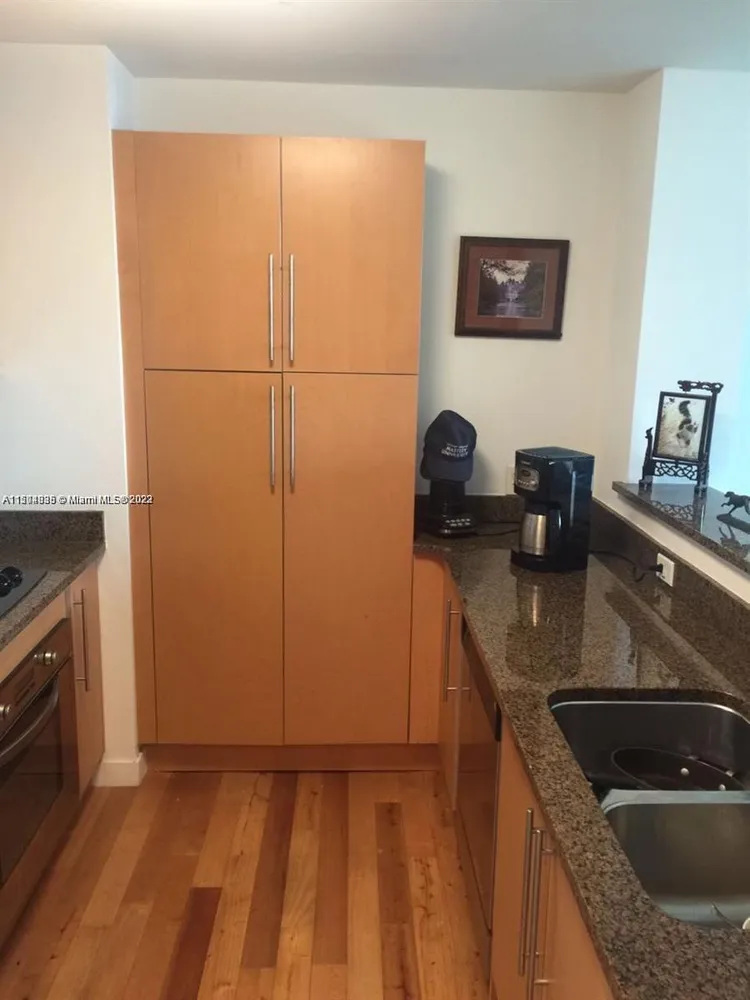 Met1 #T-1707 image #7