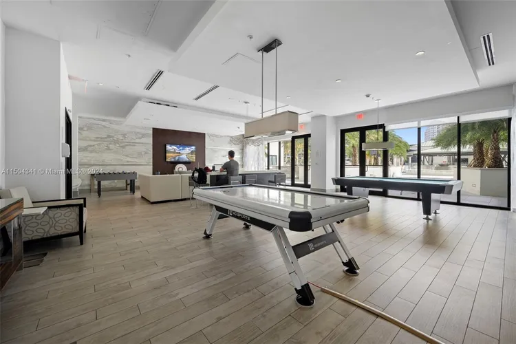 Nine at Mary Brickell Village #3305 image #28