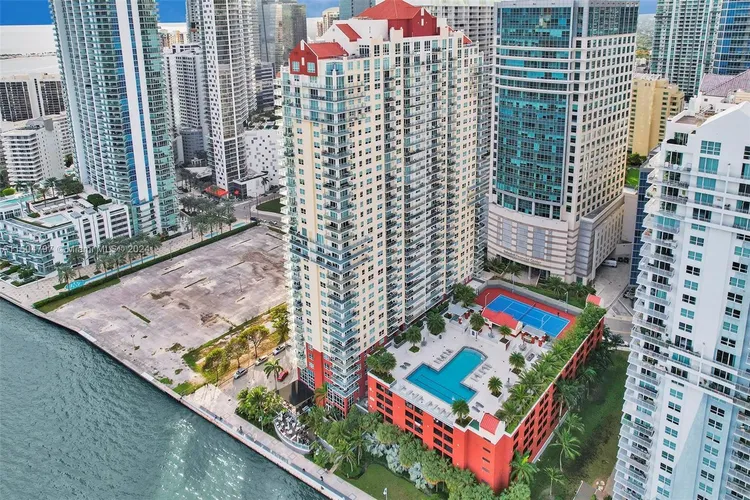 The Mark #3103 image #43