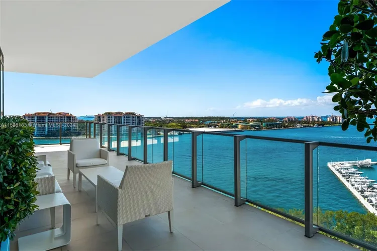 Apogee #1104 image #16