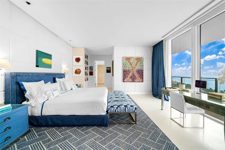 Apogee #1104 image #18