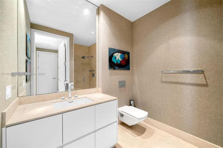 Apogee #1104 image #26