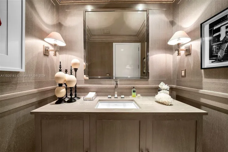 Apogee #1104 image #27