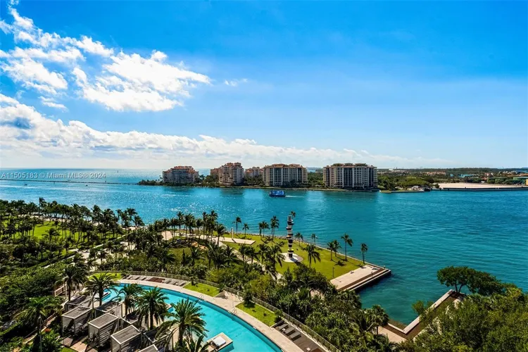 Apogee #1104 image #30