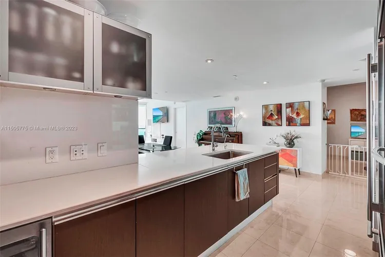 Jade Beach #3007 image #10