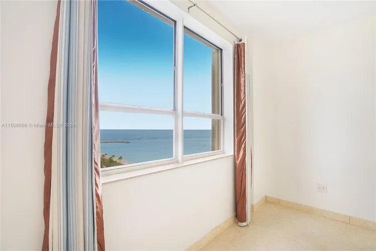 The Plaza of Bal Harbour #PH20 image #17