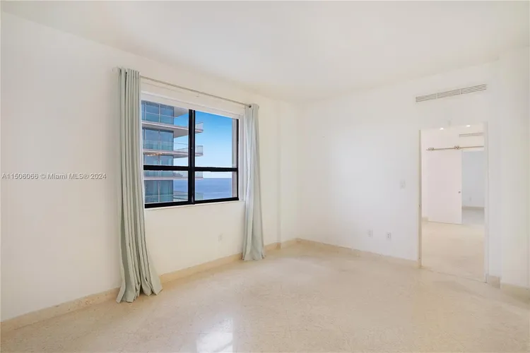 The Plaza of Bal Harbour #PH20 image #26