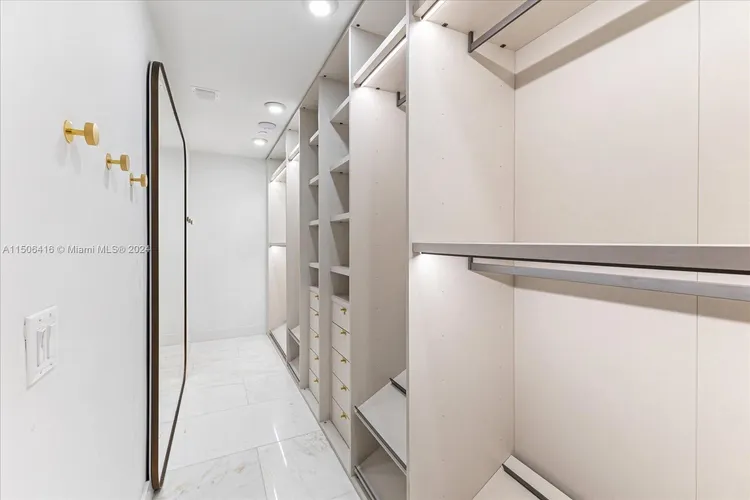 Jade Signature #4605 image #15