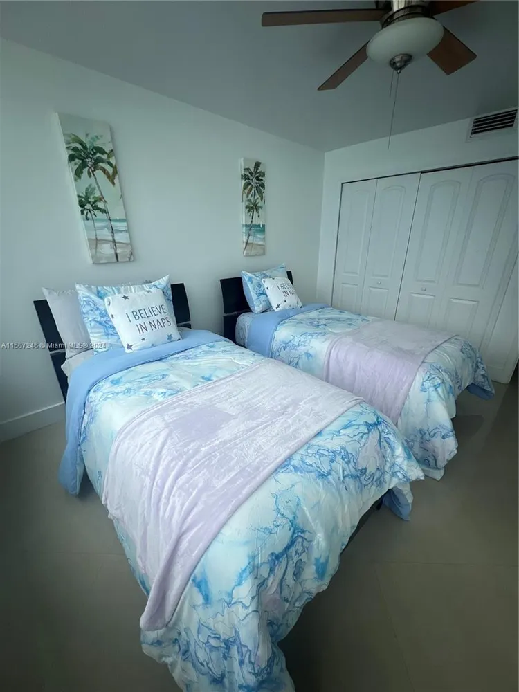 Burleigh House #1726 image #10
