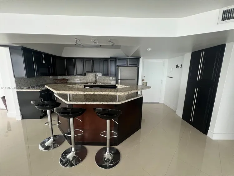 Burleigh House #1726 image #24
