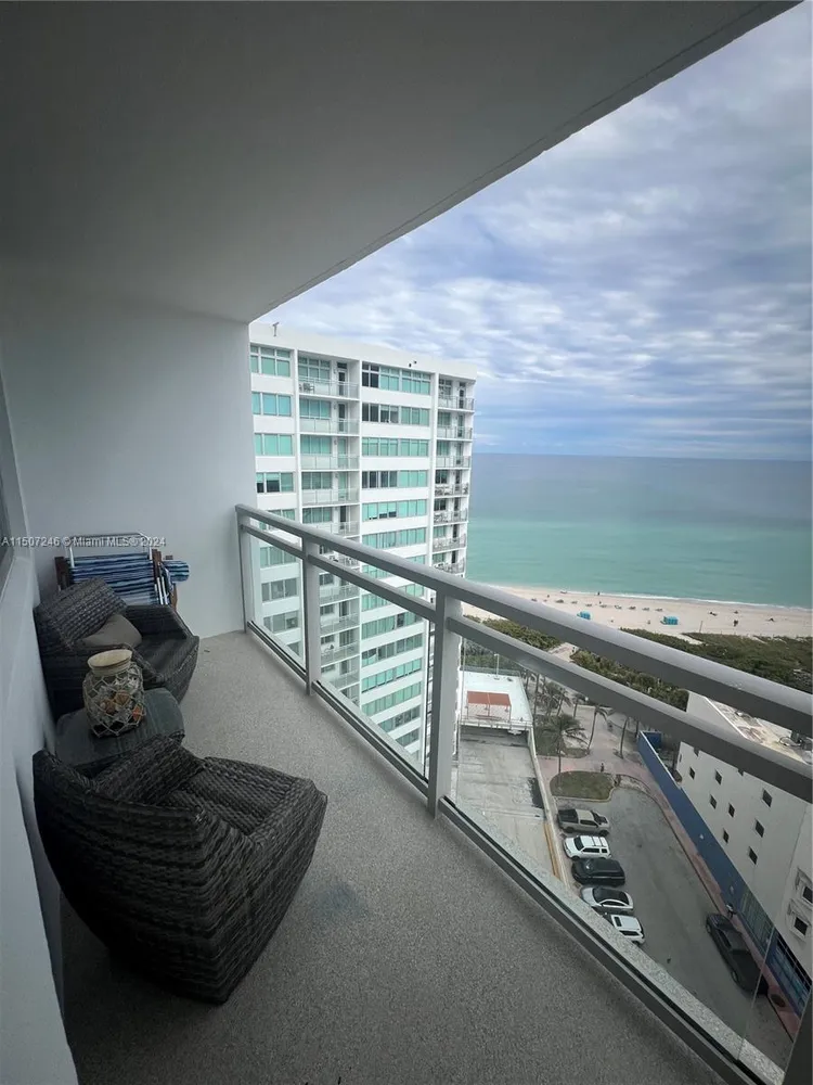 Burleigh House #1726 image #25