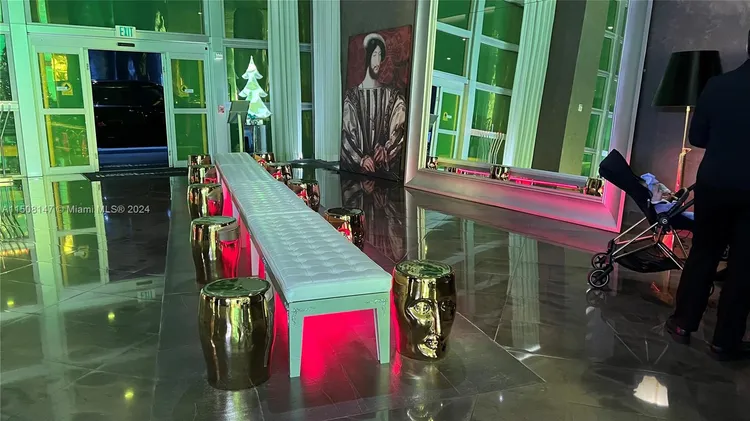 Icon Brickell II #4308 image #12