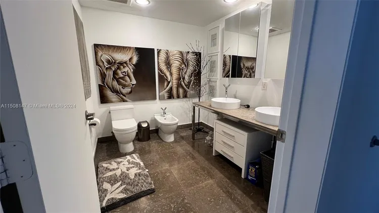 Icon Brickell II #4308 image #15